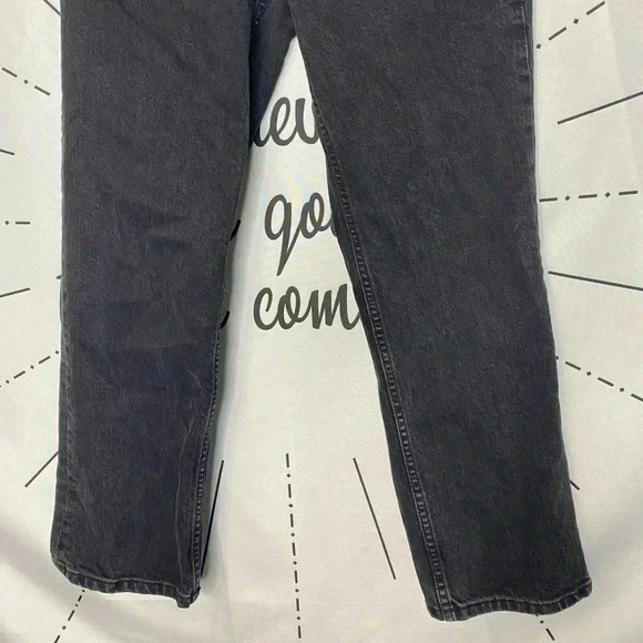 ASOS DESIGN high rise farleigh 'slim' mom jeans in washed black - Picture 5 of 8